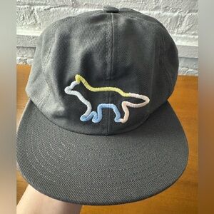 Maison Kitsune Gray Cap fox logo